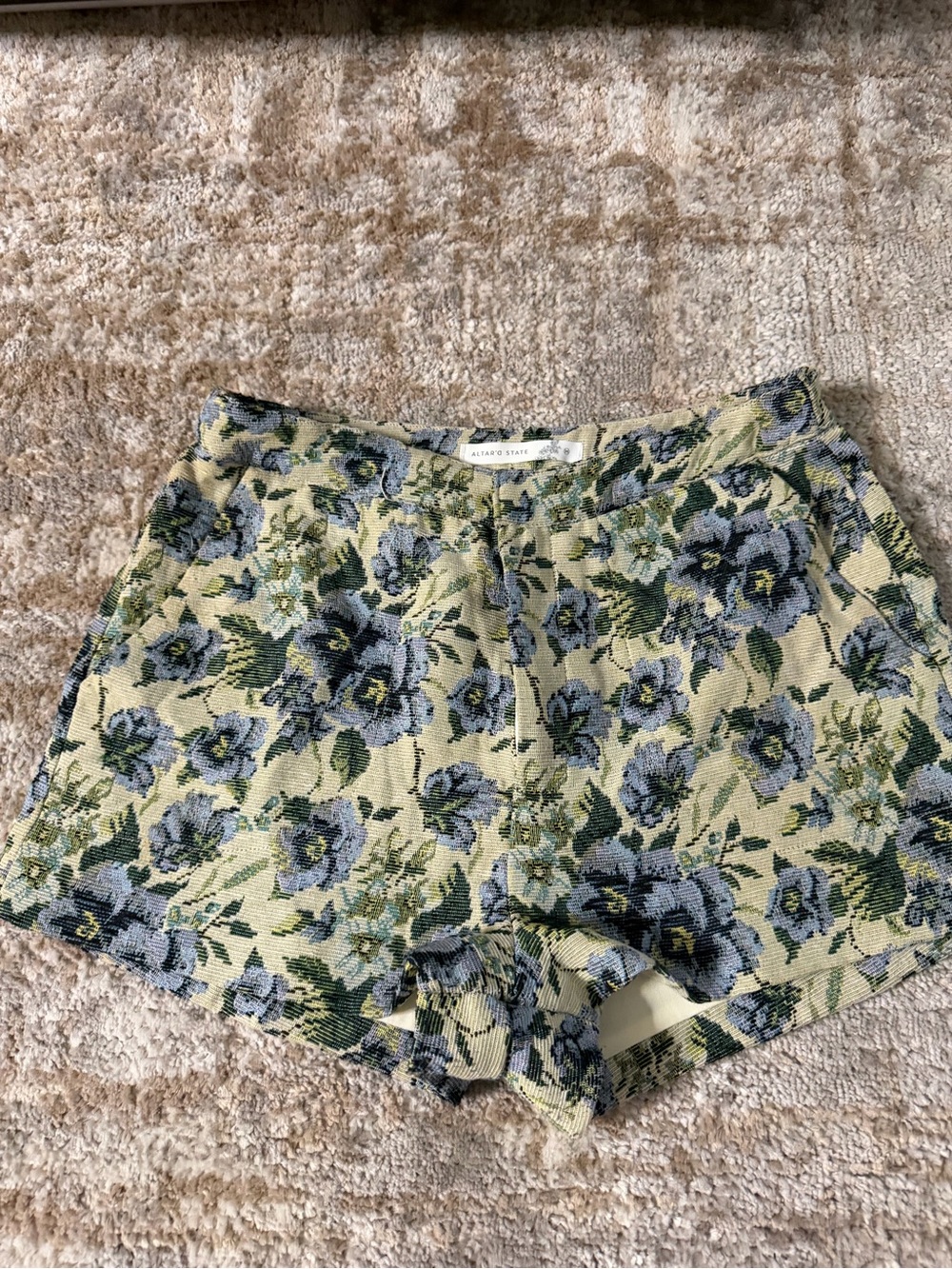 Altar'd State Cream Floral Jacquard High-Waist Women’s Shorts
